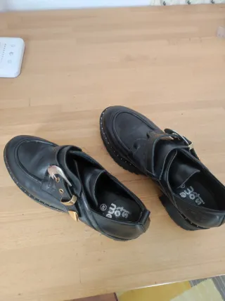 Zapatos negros mujer hebilla