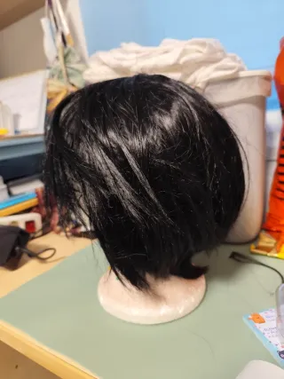 Cosplay Hakutaku con peluca.
