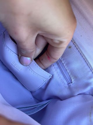 Bolso Bershka iridiscente