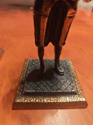 Figuras Don Quijote y Sancho Panza de bronce