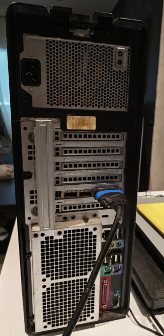 Workstation Profesional Intel Xeon | 12GB RAM |