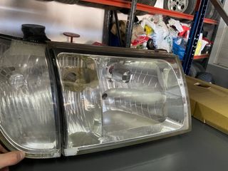 Faro Izquierdo Toyota HDJ 100