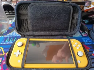 Nintendo Switch Lite Gialla