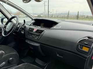 Citroen Grand C4 Picasso 2010