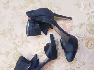 Sandali Guess raso nero fiocco caviglia 39
