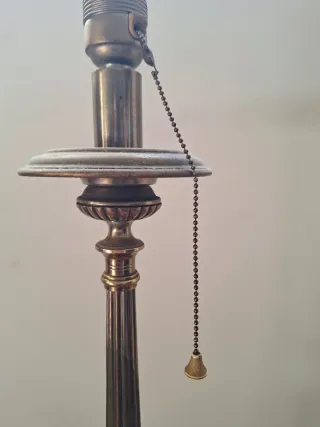 Lámpara antigua de Iglesia