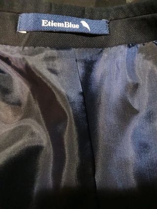 Traje azul Etiem como nuevo