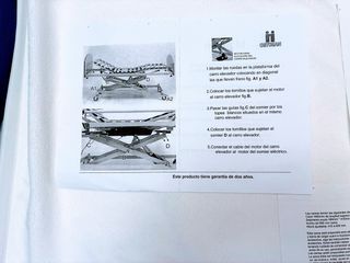Cama hospitalaria ortopédica con carro elevador
