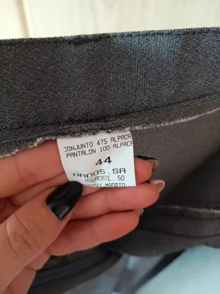 Traje de mujer DADOS gris