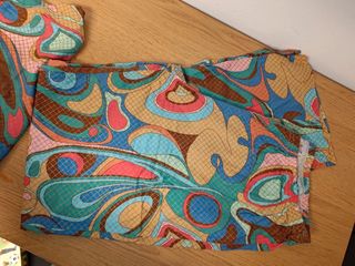 Conjunto de pijama y zapatillas a juego Talla M. Multicolor