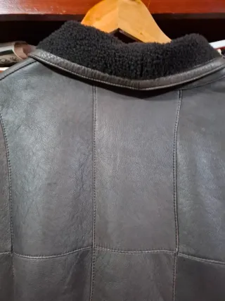 Chaqueta de piel tres cuartos hombre