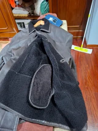 Chaqueta de piel tres cuartos hombre