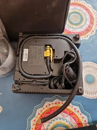 Kit repara pinchazos coches