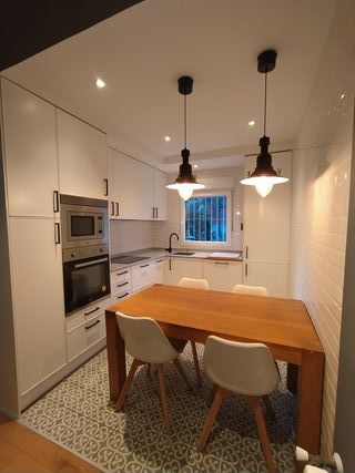 Alquilo piso de dos habitaciones, un baño