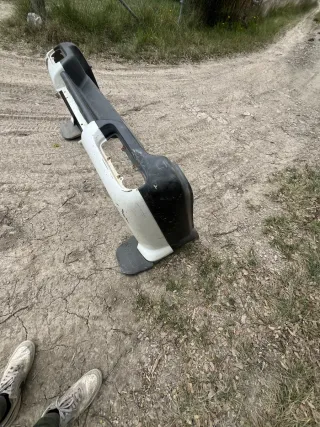 Parachoques Trasero Nissan Terrano Original