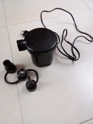 Piscina hinchable con tapa y bomba
