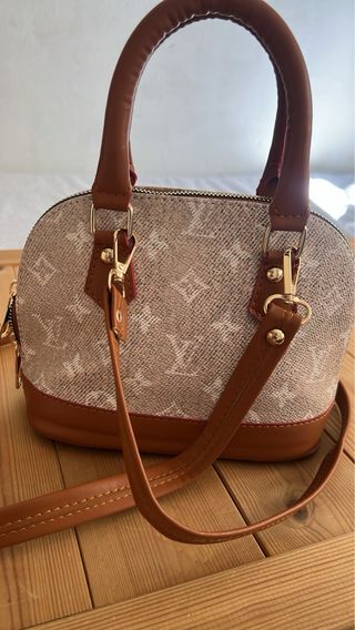 Bolso beige y marrón