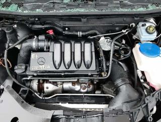 607718200 cinturón mercedes-benz clase b b 1104307