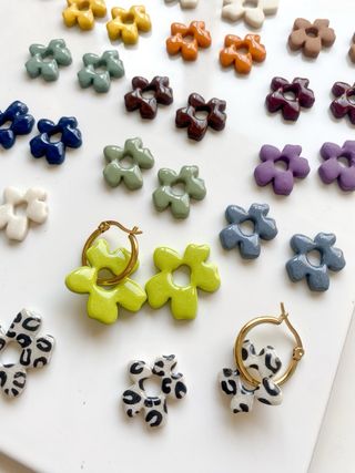 Pendientes Charm Flor Arcilla Polimérica