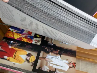 YVES SAINT LAURENT FOTOGRAFÍA LIBRO