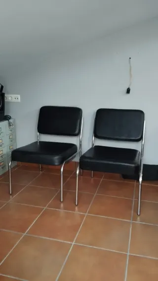 Pareja de butacas negras