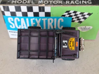 SCALEXTRIC LAND ROVER STS