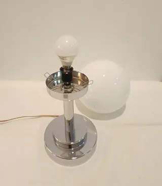 LÁMPARA MESA CROMADA VINTAGE.
