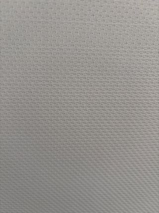 Somier Ikea Cama 135cm Beige. Patas en negro