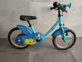 Bicicleta infantil azul