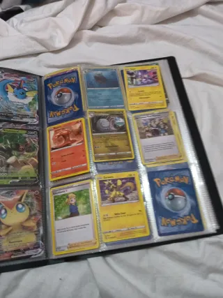 Pokemon Espada y Escudo Resplandor Astral