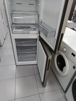 @Nevera Grundig Combi No Frost Con Garantía@