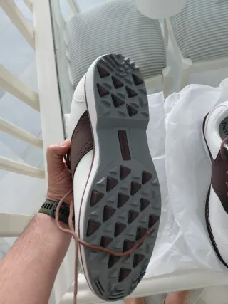 Zapatos de golf Thestron blancos y marrones