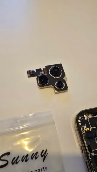 Chasis iPhone 14 Pro Dorado