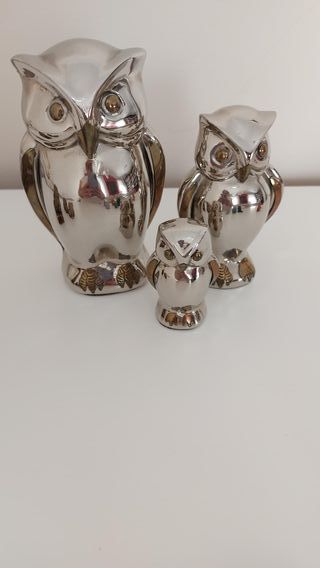 Figuras de búhos decorativas