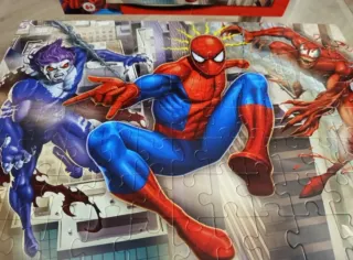 Puzzle Spiderman 104 piezas