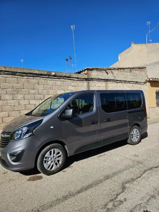 Opel Vivaro 2016