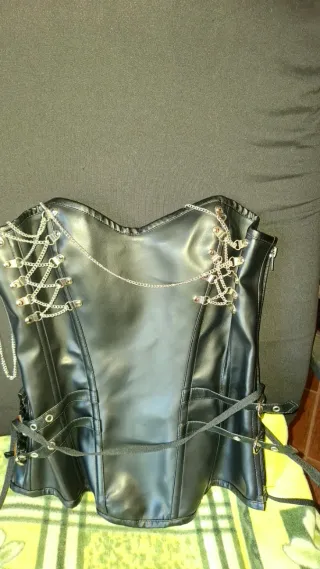 Corsé Negro con Cadenas Talla M