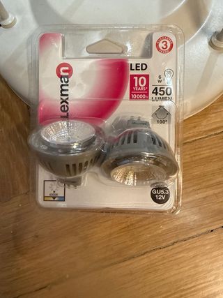 Lampada da soffitto bianca a incasso