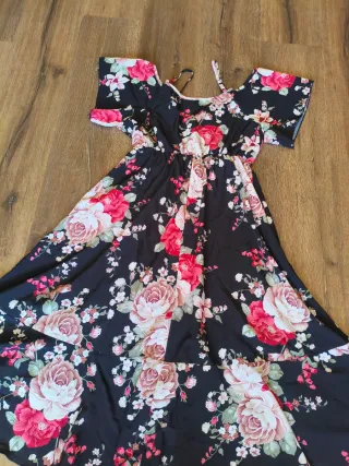 Vestido Negro Estampado Flores Shein Talla M NUEVO