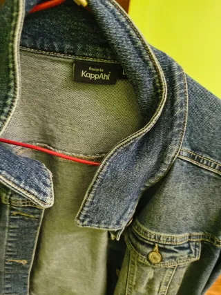 Chaqueta vaquera KappAhi bordada Talla L