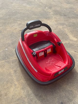 Coche eléctrico a bateria como nuevo