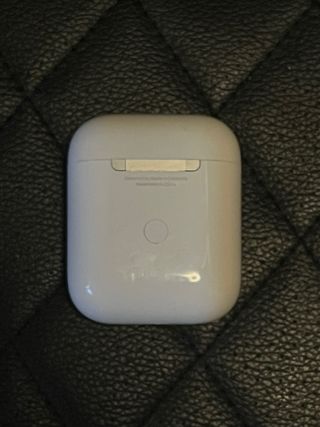 AirPods 2ª generación estuche carga inalámbrica