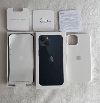 iPhone 13 Medianoche