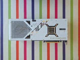 Asus ROG Strix RTX 4080 OC White Edition