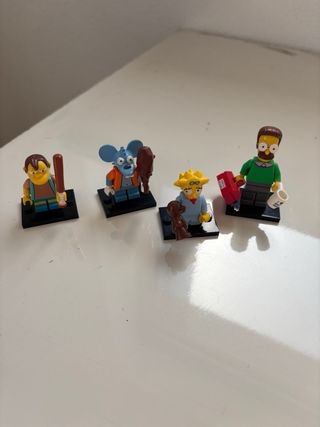Lego Simpsons 4 Minifigure con accessori