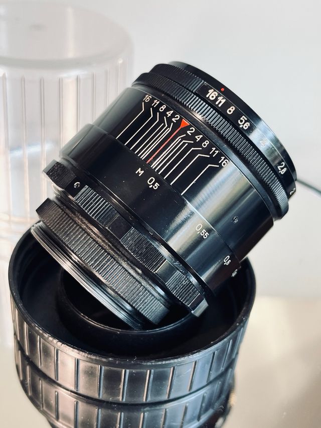Helios 44-2 KMZ Raro 58mm f/2 - Swirly Bokeh