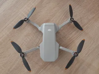 DJI Mini 4K Dron con Accesorios