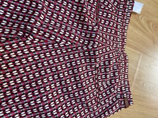 Pantalón tobillero estampado sin estrenar