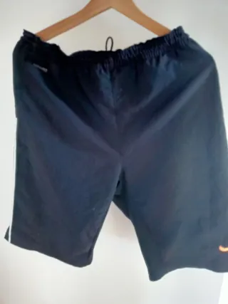 Pantalón corto chándal Nike negro