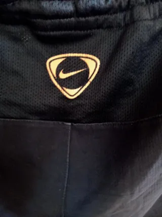Pantalón corto chándal Nike negro